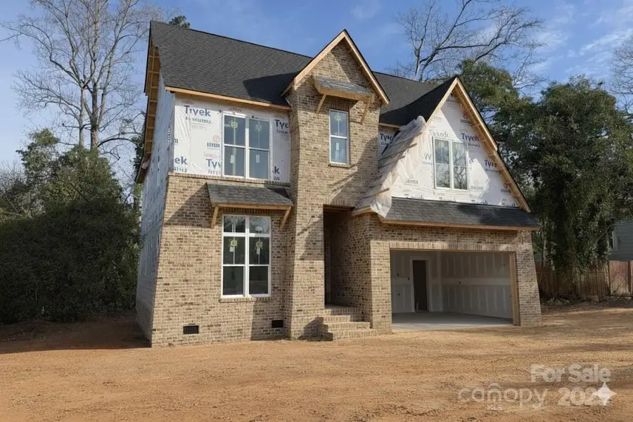 3301 Draper Avenue, Charlotte, NC 28205 - Image #2