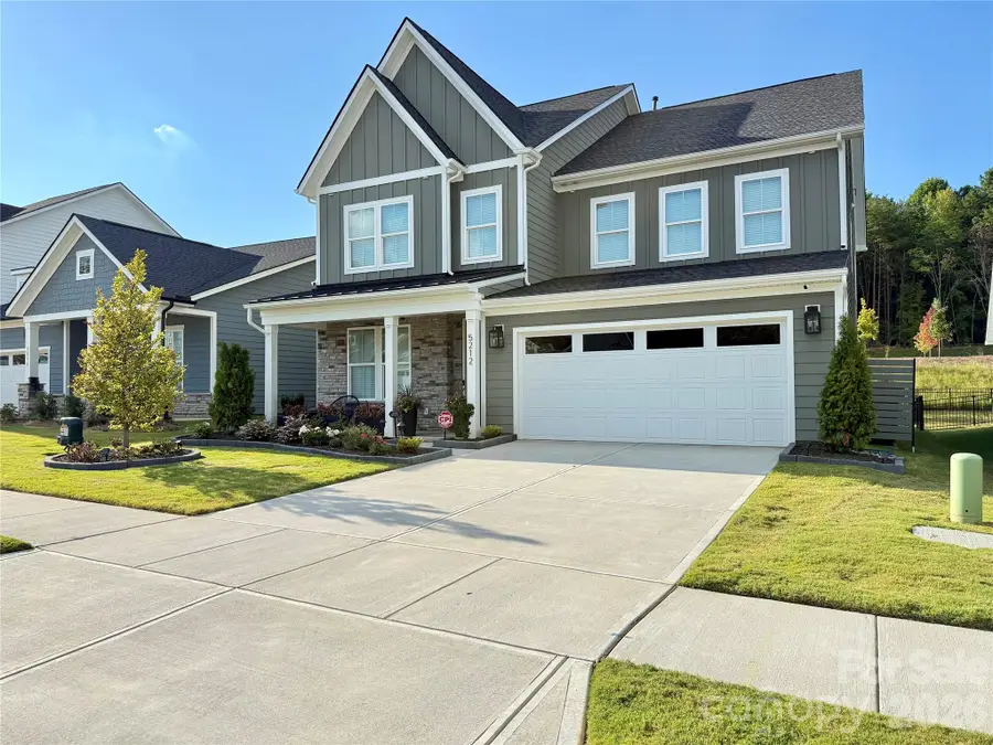 5212 Glenwalk Drive, Charlotte, NC 28269 - Image #2