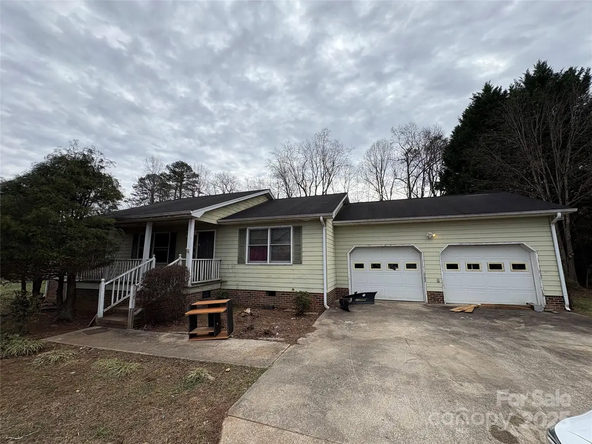 106 Ones Branch Court, Morganton, NC 28655 - Image #1