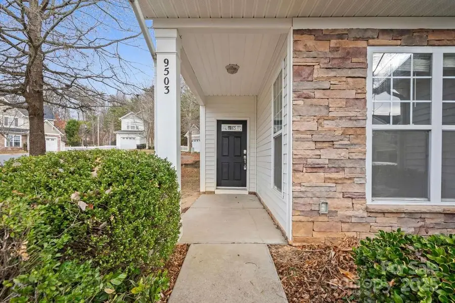 9503 Long Hill Drive, Charlotte, NC 28214 - Image #2