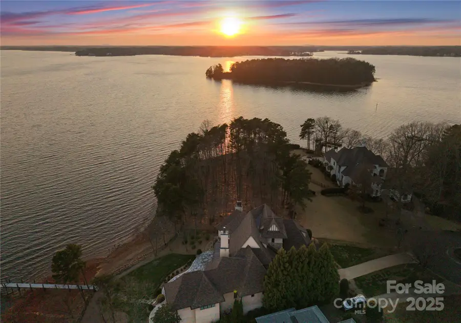 15508 Fishermans Rest Court, Cornelius, NC 28031 - Image #3