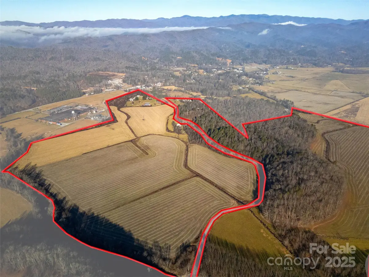 000 Lyons Mountain Road, Brevard, NC 28712 - Image #1