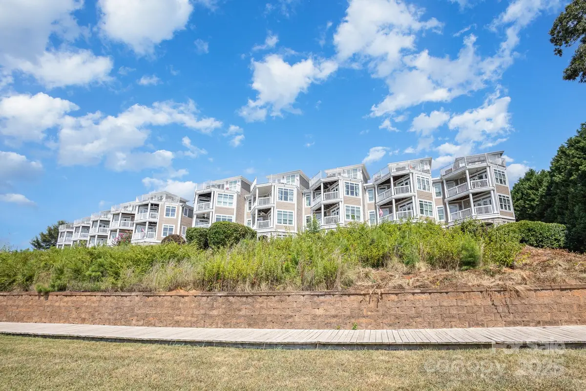 637 Williamson Road, Mooresville, NC 28117 - Image #1