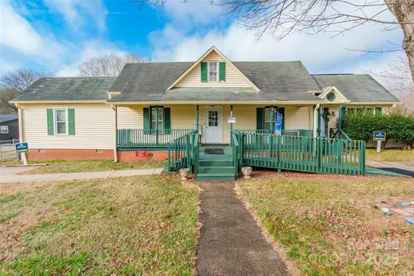 547 N Oakland Avenue, Statesville, NC 28677