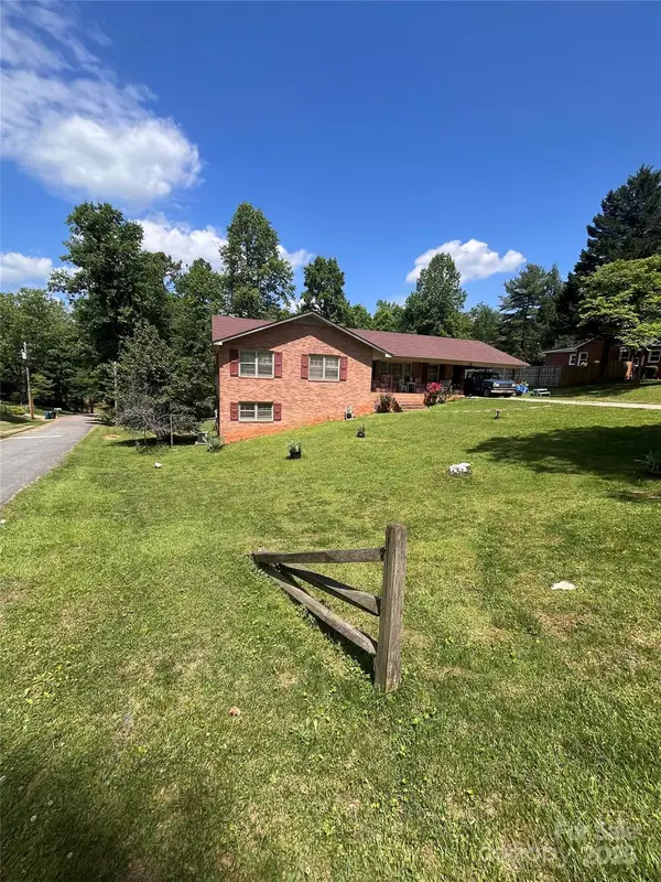 345 Elizabeth Avenue, Forest City, NC 28043