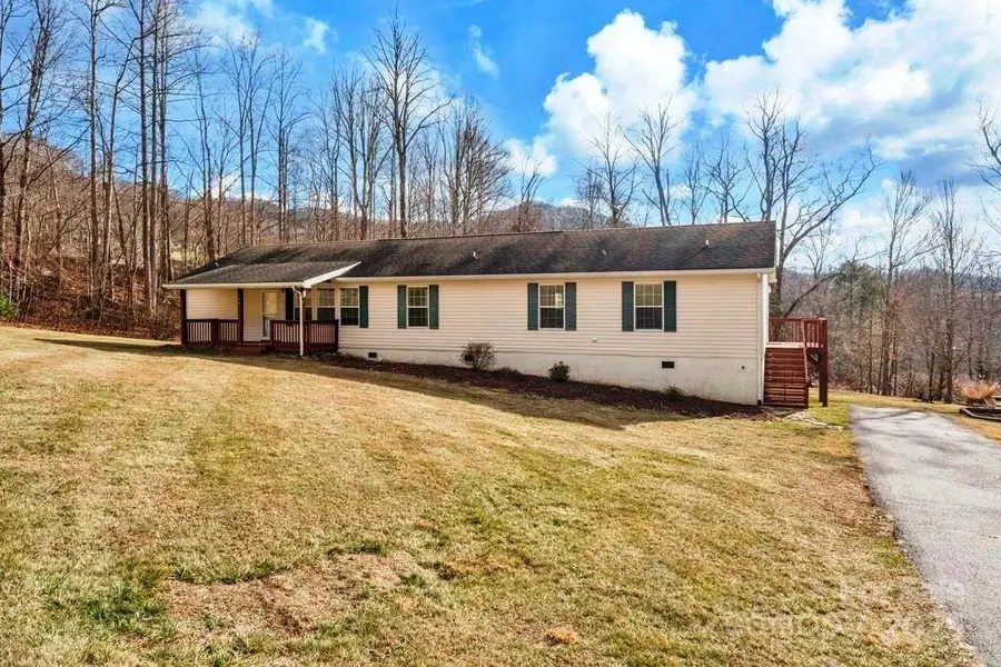 147 Emory Mitchell Road, Zionville, NC 28698 - Image #2