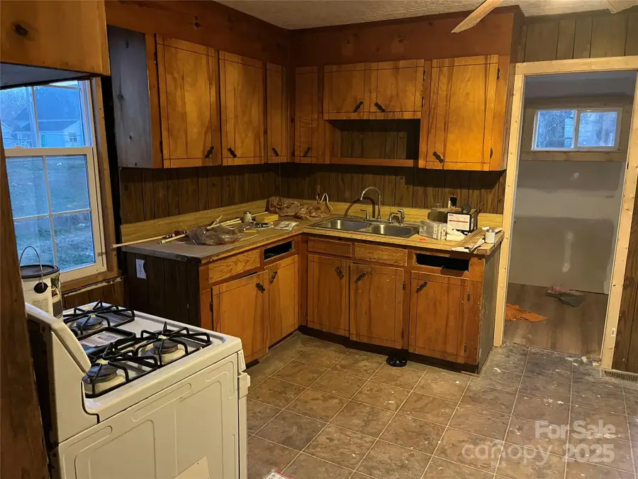 35 Center Street, Great Falls, SC 29055 - Image #2