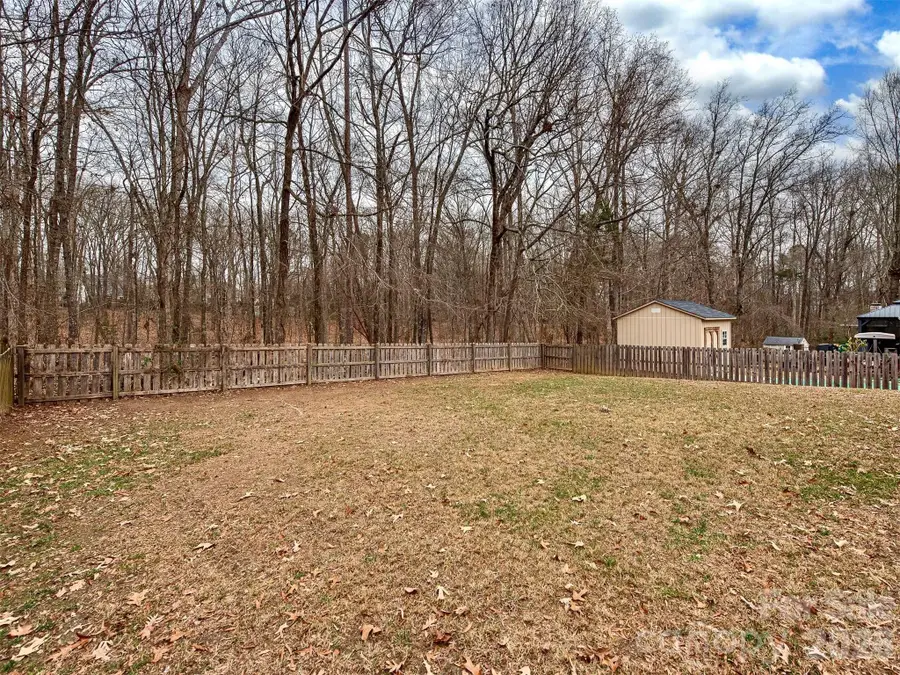 3846 Cameron Creek Drive, Matthews, NC 28105 - Image #3