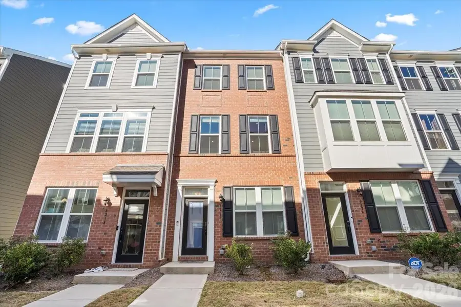 6222 Cleburne Court, Charlotte, NC 28217 - Image #2