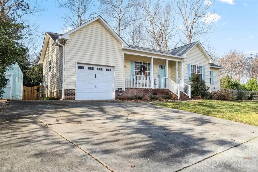 169 Meadow Glen Drive, Troutman, NC 28166 - Image #3