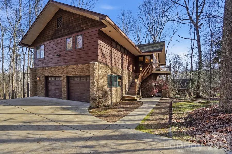 17928 Pages Pond Court, Davidson, NC 28036 - Image #3