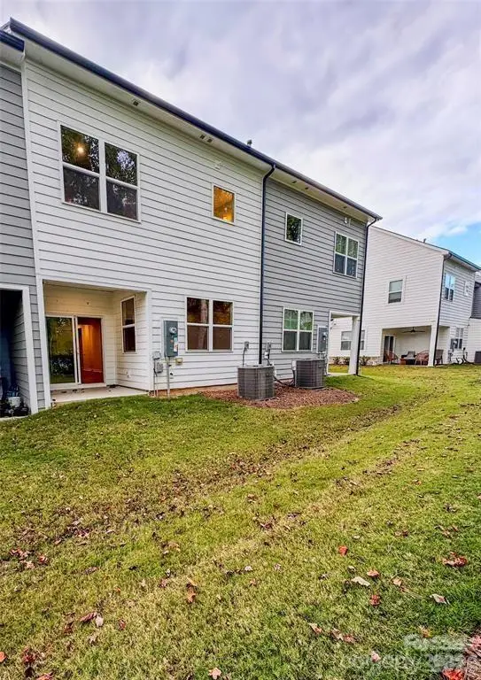 9512 Munsing Drive #165, Charlotte, NC 28269 - Image #2