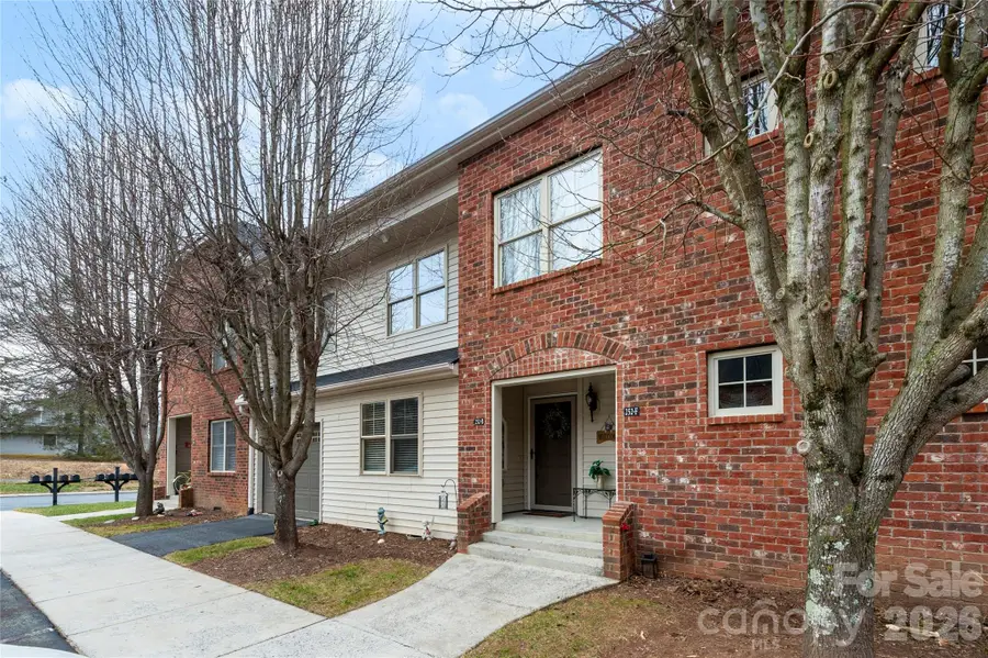 252 Wash Creek Drive #B, Hendersonville, NC 28739 - Image #2