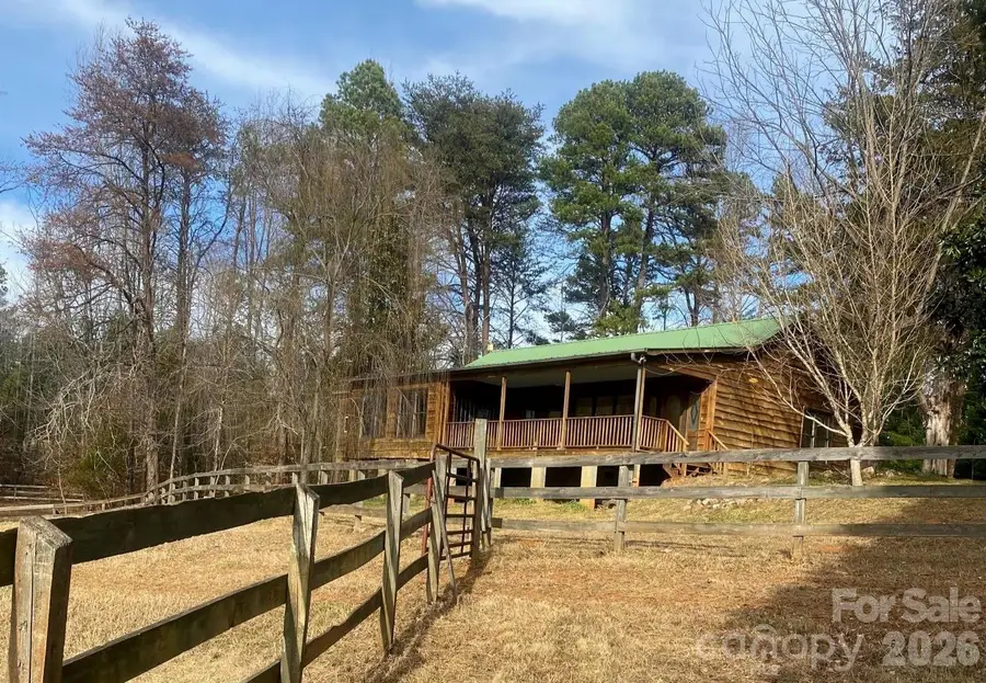 3205 Collinsville Road, Columbus, NC 28722 - Image #2