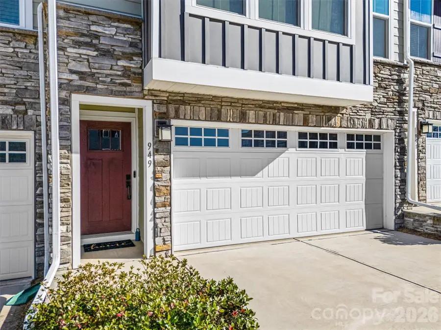 949 Portrush Lane, Tega Cay, SC 29708 - Image #3