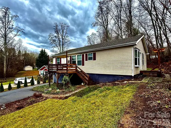 11 Pisgah View Road, Asheville, NC 28806