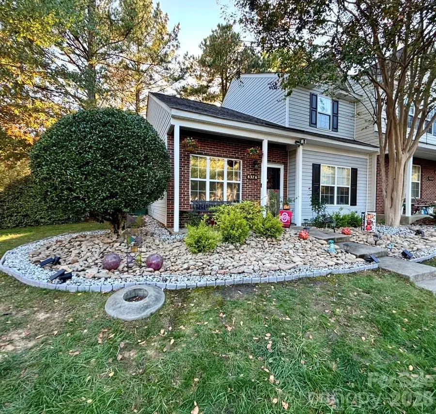 8376 Rudolph Road, Charlotte, NC 28216 - Image #2