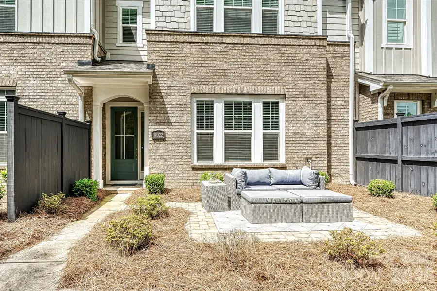 10022 Wayfair Meadow Court, Charlotte, NC 28277 - Image #3
