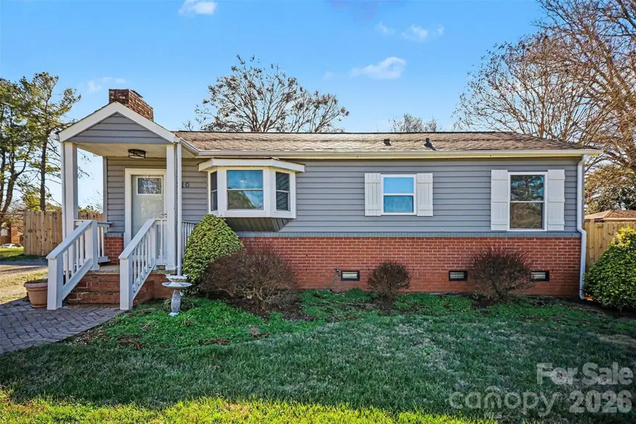 410 E Indiana Avenue, Bessemer City, NC 28016 - Image #2