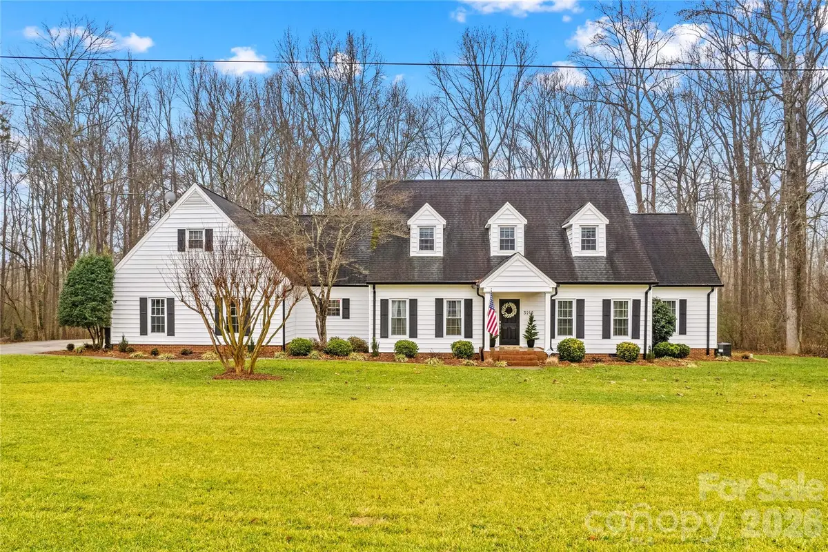 3212 Camden Road, Statesville, NC 28625 - Image #1