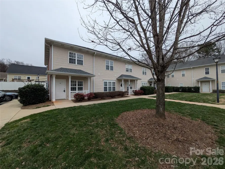 917 Shearer Street #20, Davidson, NC 28036 - Image #2