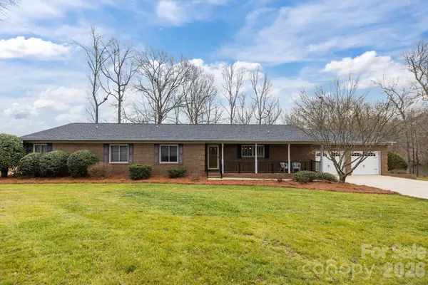 8420 Catawba Cove Drive, Belmont, NC 28012