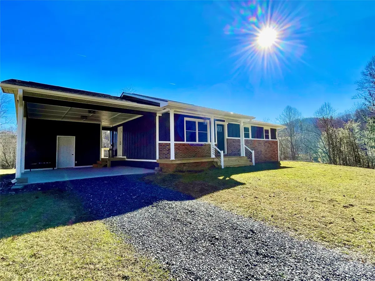 2019 Dale Road, Spruce Pine, NC 28777 - Image #1
