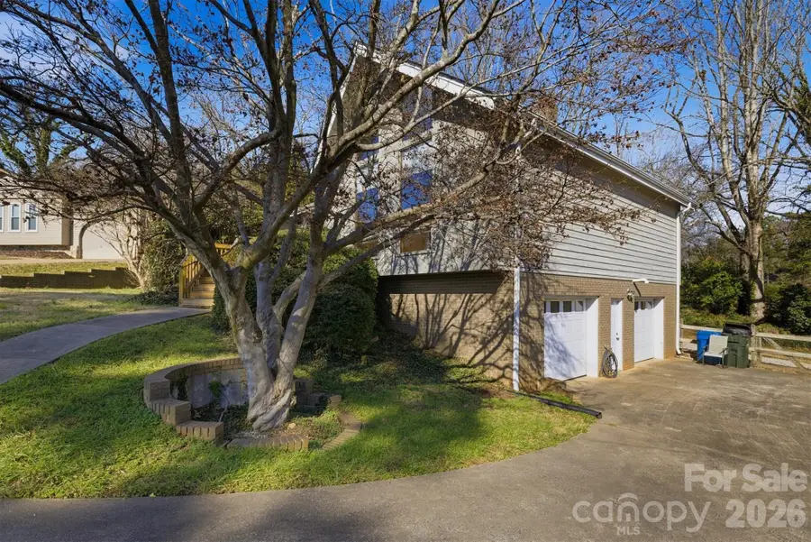 1750 10th Street Court Nw, Hickory, NC 28601 - Image #3
