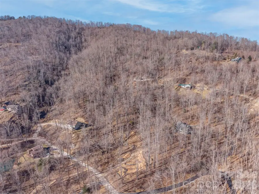 6 Pioneer Lane, Fletcher, NC 28732 - Image #2