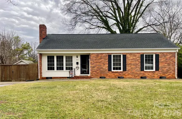 3813 Moultrie Street, Charlotte, NC 28209
