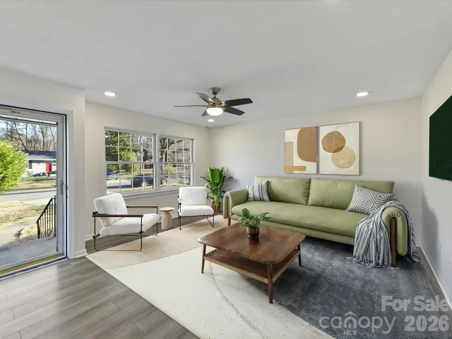 4008 Dunwoody Drive, Charlotte, NC 28215 - Image #3