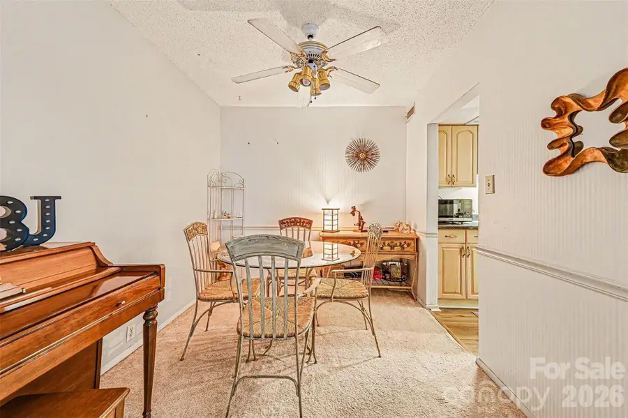 7031 Stonington Lane, Charlotte, NC 28227 - Image #3