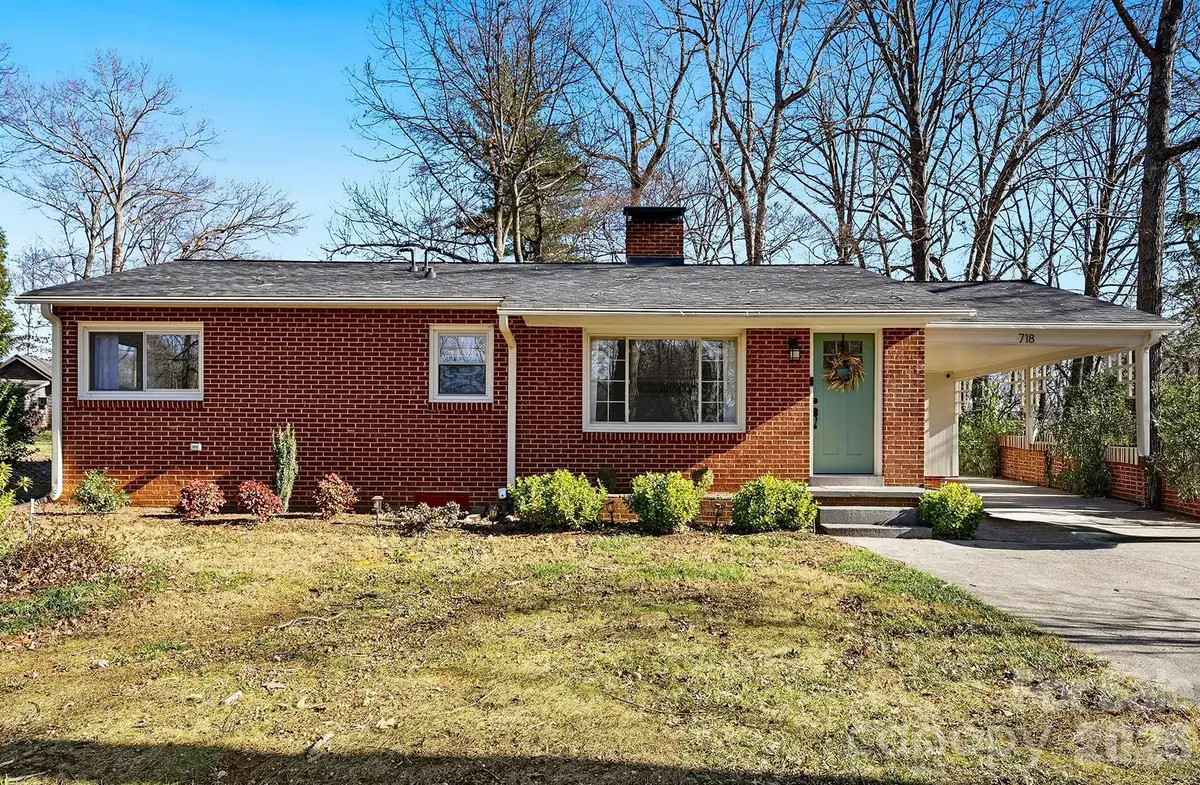 718 2nd Avenue Ne, Conover, NC 28613 - Image #1