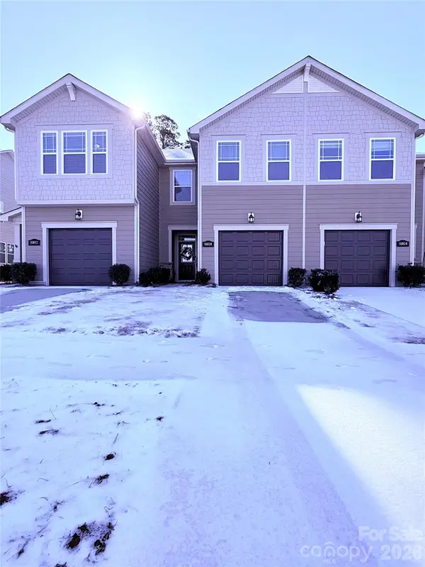 16038 Red Buckeye Lane, Huntersville, NC 28078