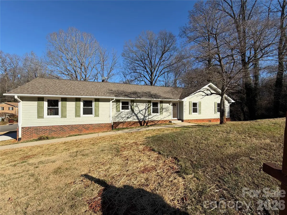 424 Holland Drive, Statesville, NC 28677 - Image #1