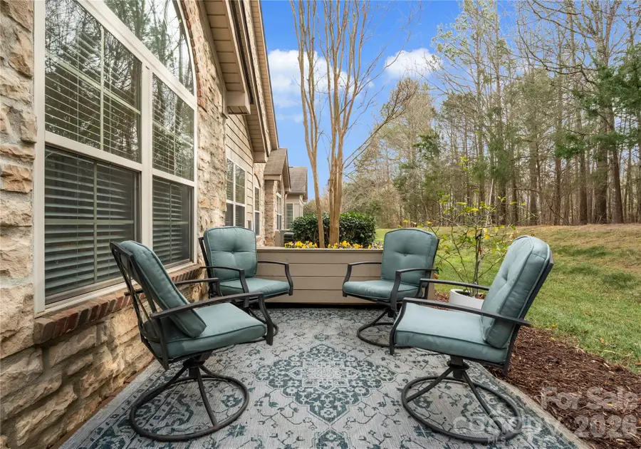 2304 Coltsview Lane, Matthews, NC 28105 - Image #3