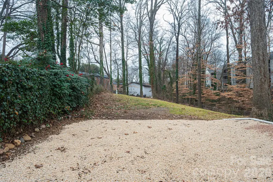 5000 Erickson Road, Charlotte, NC 28205 - Image #3