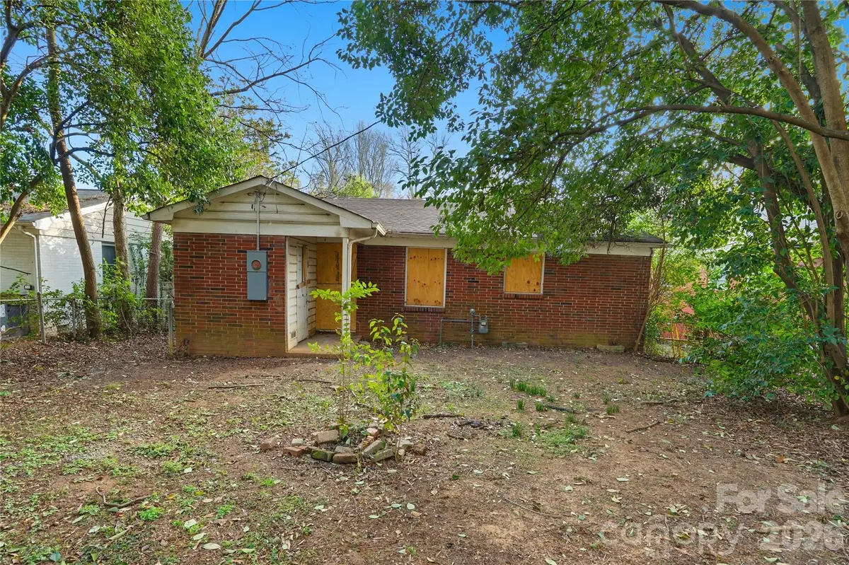 1416 Lasalle Street, Charlotte, NC 28216 - Image #1