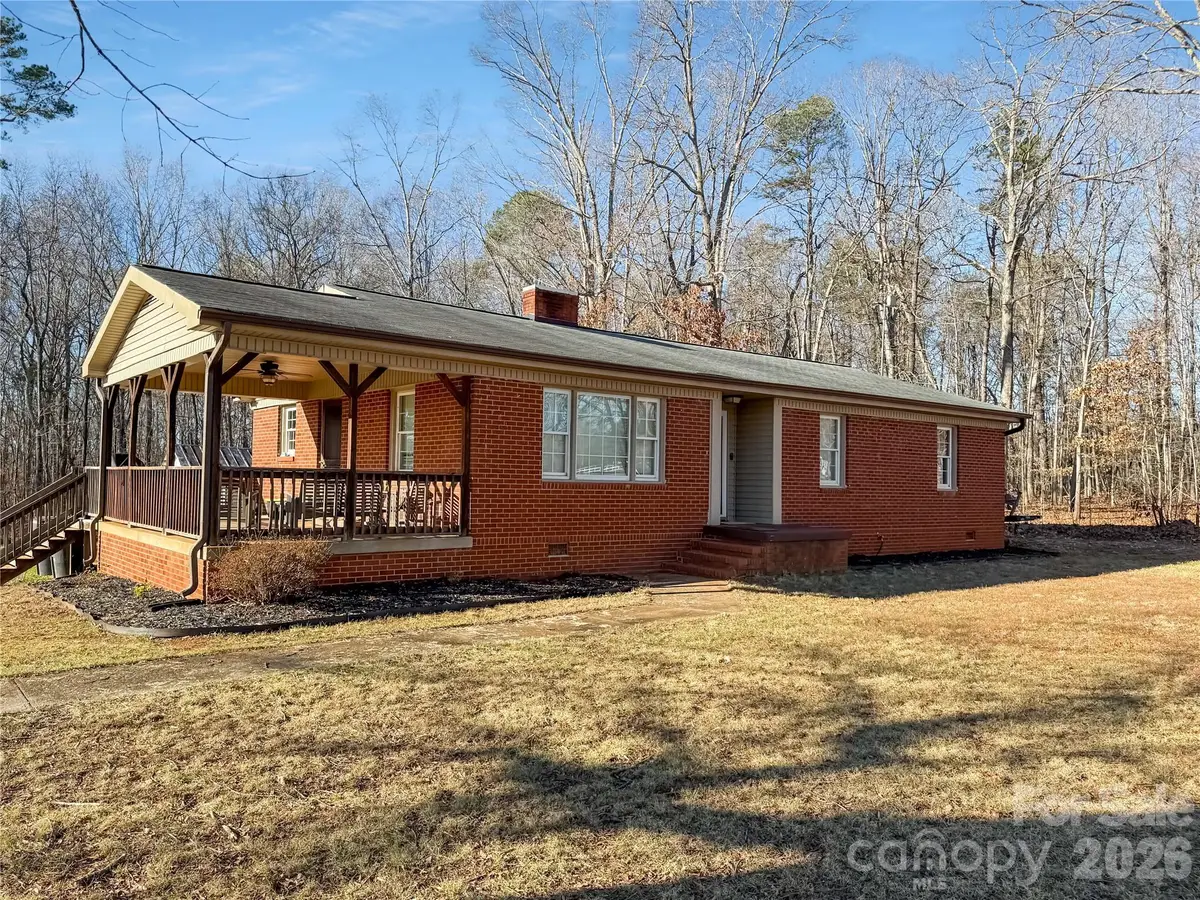 135 Bent Twig Drive, Statesville, NC 28677 - Image #1