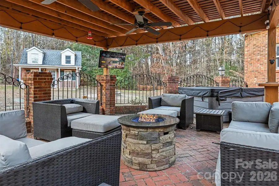 14320 Youngblood Road, Charlotte, NC 28278 - Image #2
