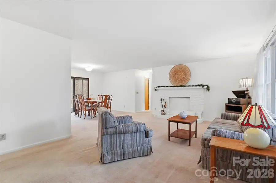 465 Mountain Laurel Drive, Columbus, NC 28722 - Image #2