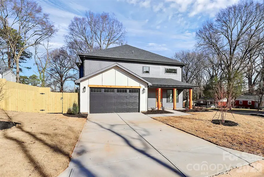 706 September Lane, Charlotte, NC 28208 - Image #2