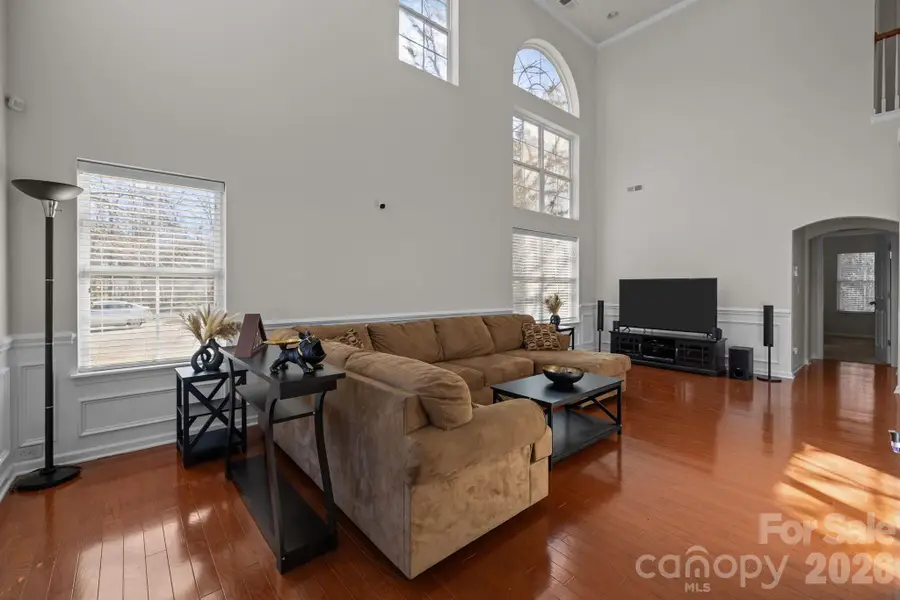 5505 Tipperlinn Way, Charlotte, NC 28278 - Image #2