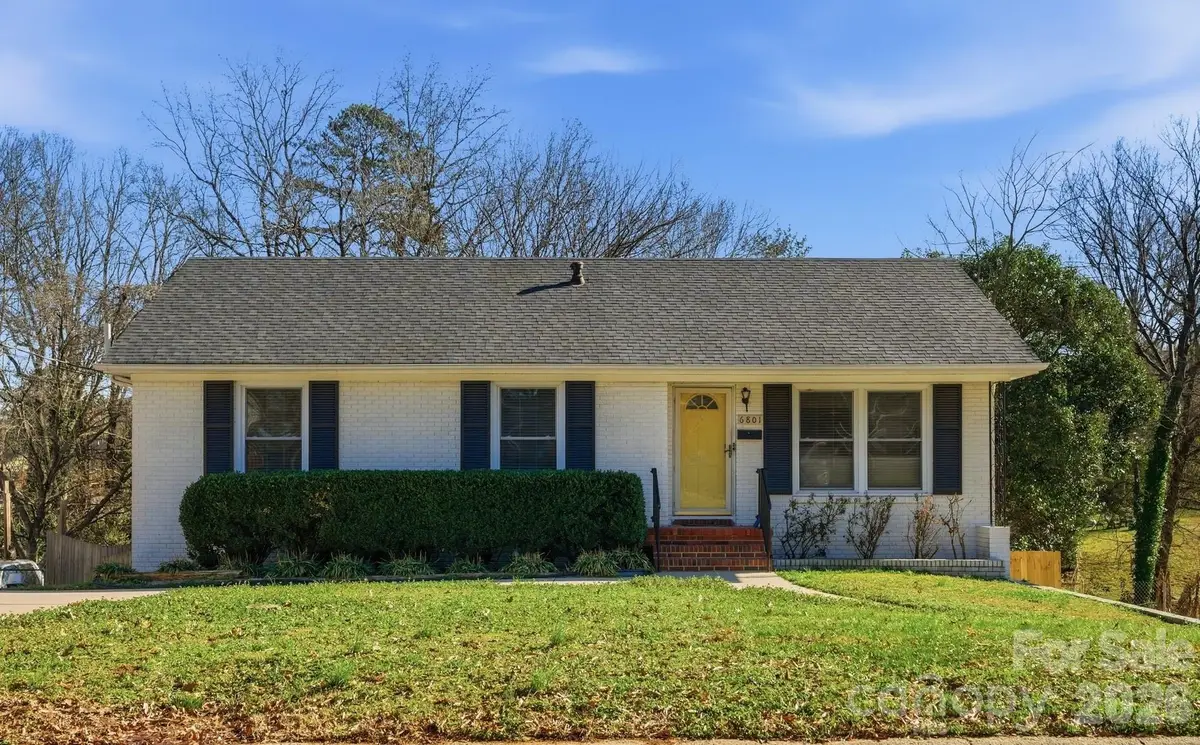 6801 Starcrest Drive, Charlotte, NC 28210 - Image #1