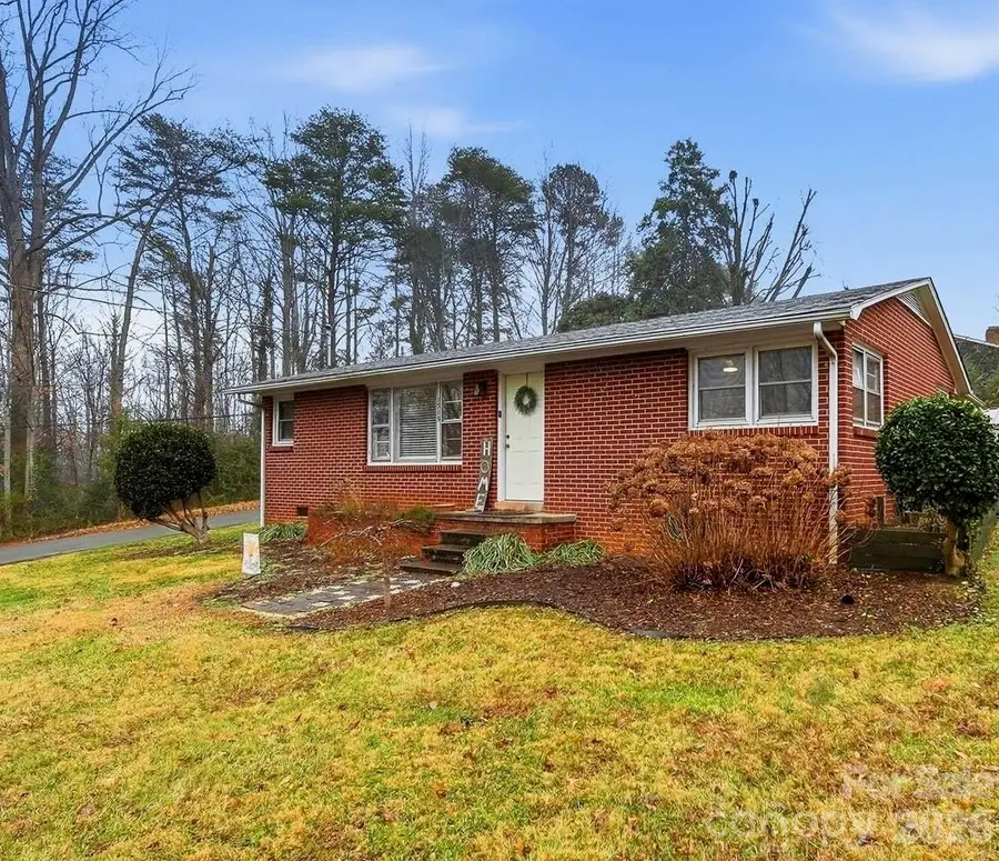 1519 N Frye Avenue, Newton, NC 28658 - Image #2
