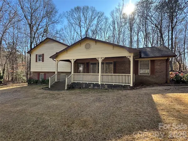 219 Sunset Circle, Mocksville, NC 27028