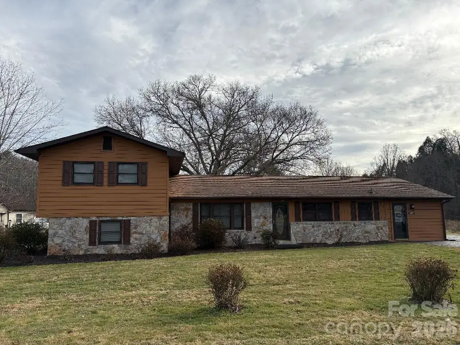 3253 Us 70 Highway W, Marion, NC 28752 - Image #2