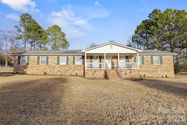 1904 Dixon Lane, Camden, SC 29029