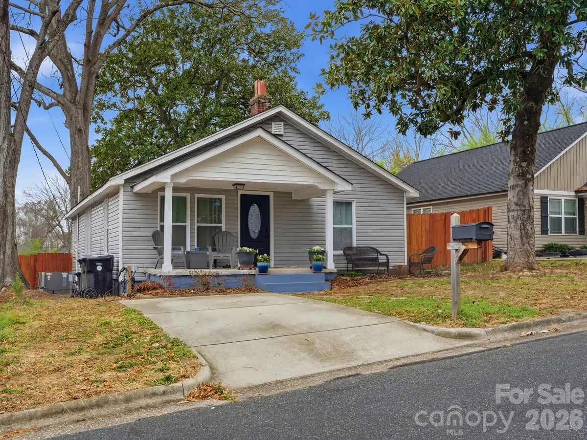 595 Gibson Drive Nw, Concord, NC 28025 - Image #1