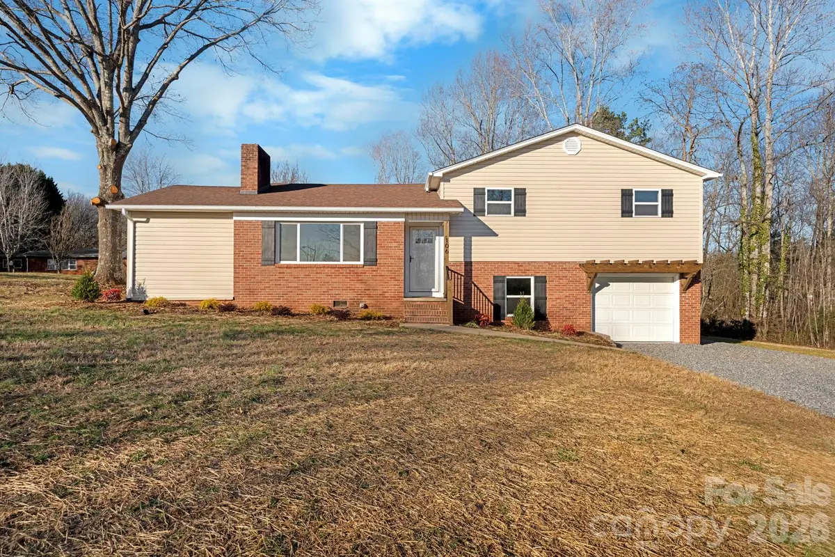 106 Royalwood Drive, Lenoir, NC 28645 - Image #1